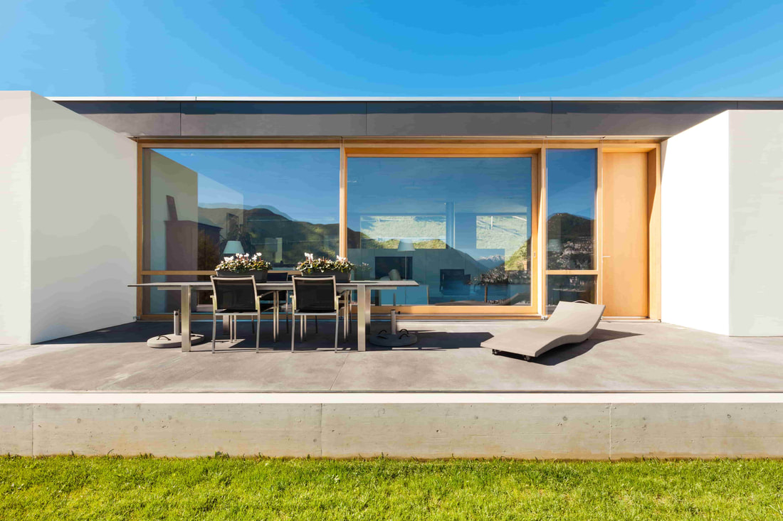 Our team provided architectural concrete to give this luxury home a modern look and finish. 